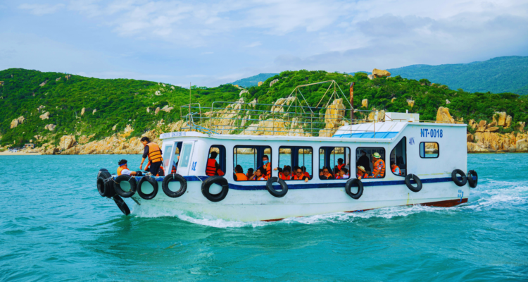 Uganda Tours and Safaris